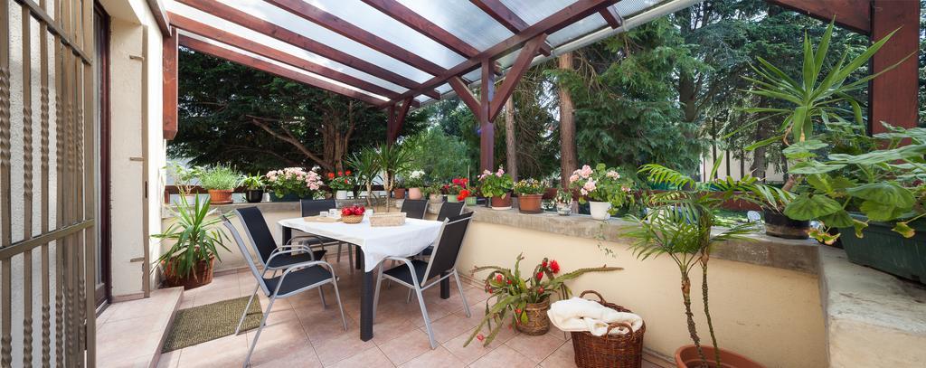 Villa Cecile Sopron Esterno foto